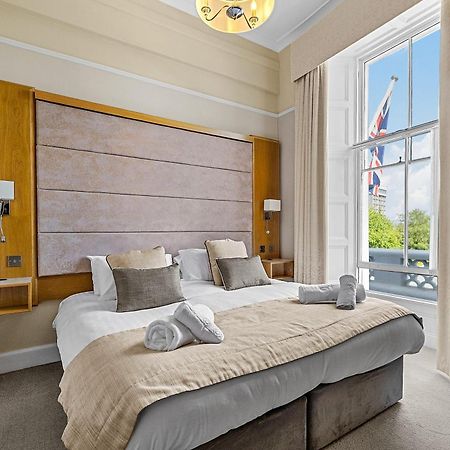 Invicta Hotel Плаймаут Экстерьер фото